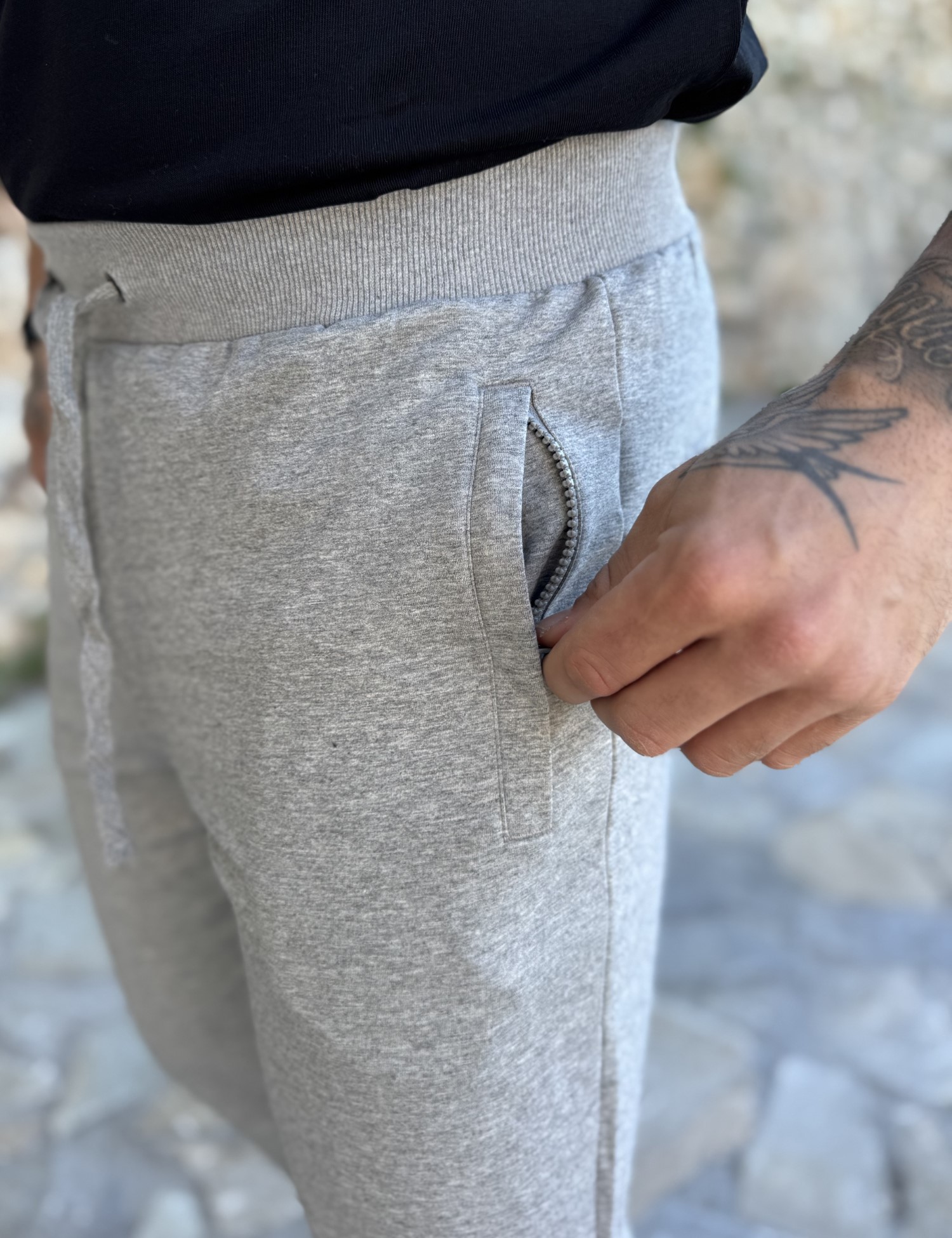 Ανδρική αθλητική γκρι φόρμα με λάστιχο 50123 φωτογραφία